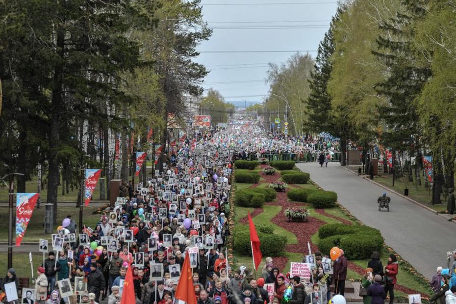 Фото бессмертного полка в томске