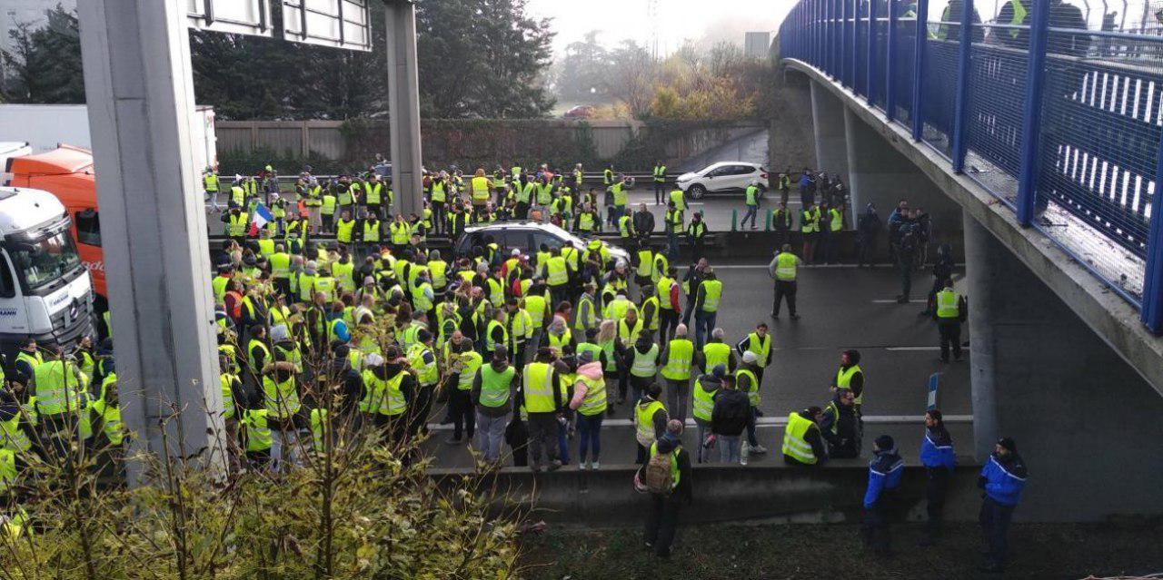Число задержанных в ходе акций протестов «жёлтых жилетов» во Франции превысило 
