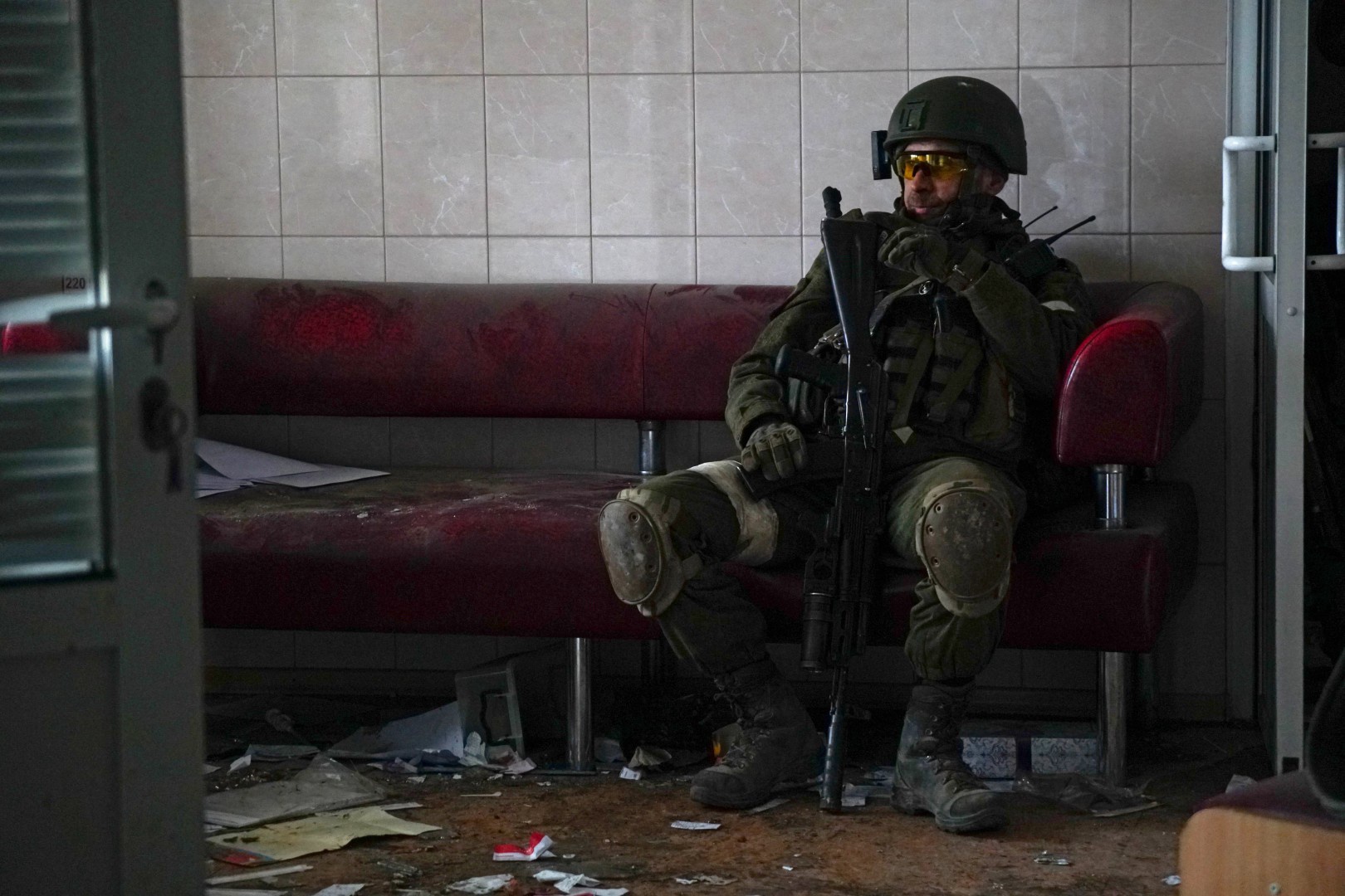 2 апреля новости войны. Будни войны. Русские военные на Украине. Военная фотосессия.