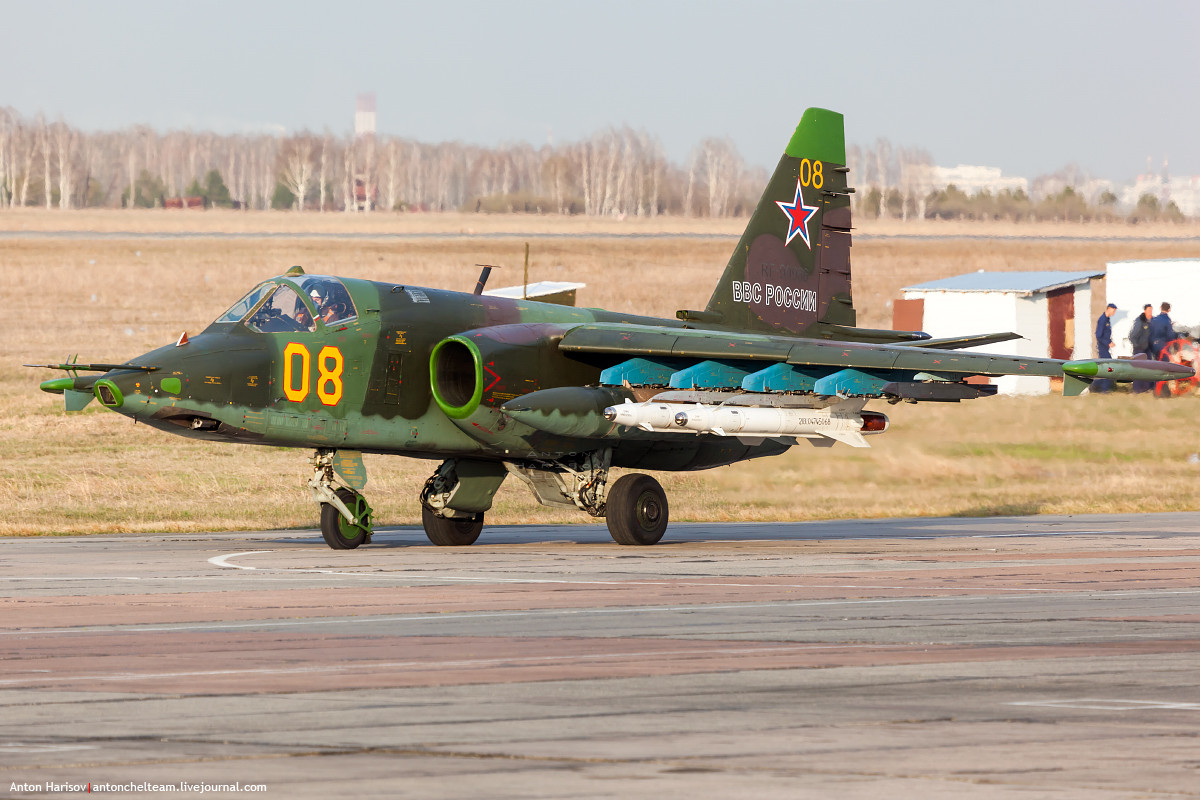 Х 25 м. Су-25 Нурс. Су-25 Штурмовик. Су-25 с-25. Парашют Су 25.